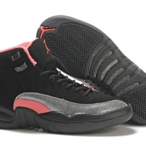 Jordan 12 Retro Black/Siren Red (GS)